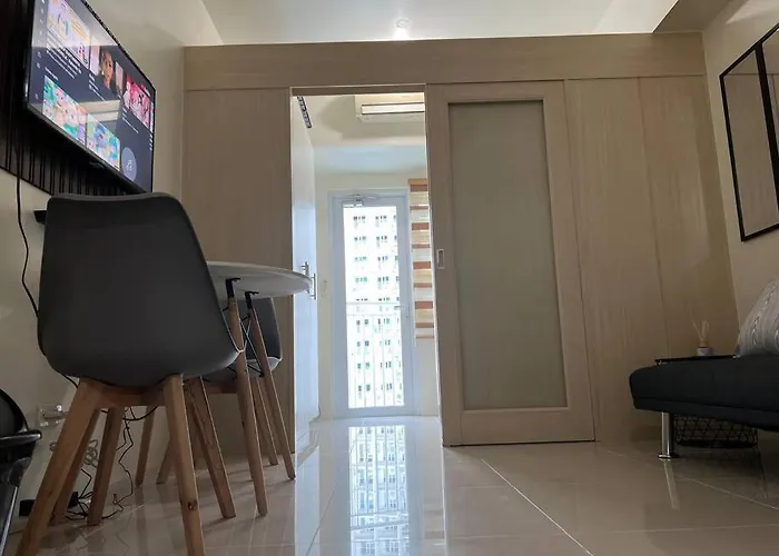 Jazz Residences - 1 Bedroom With Balcony - Cable, Wifi & Netflix Manila