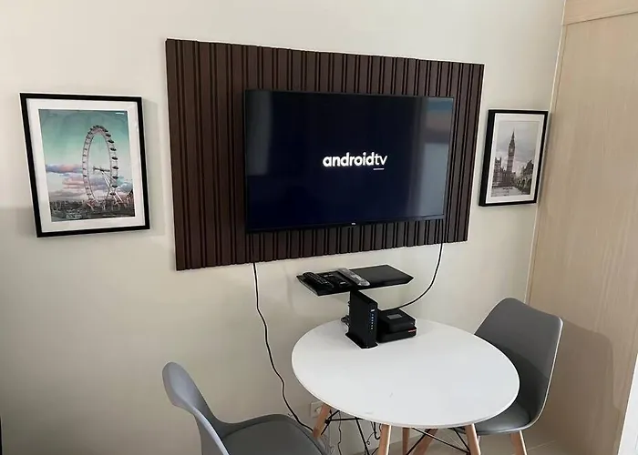 Jazz Residences - 1 Bedroom With Balcony - Cable, Wifi & Netflix Apartment Manila